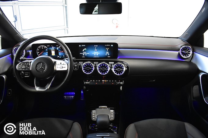 MERCEDES-BENZ CLA 200 d Automatic Shooting Brake Premium